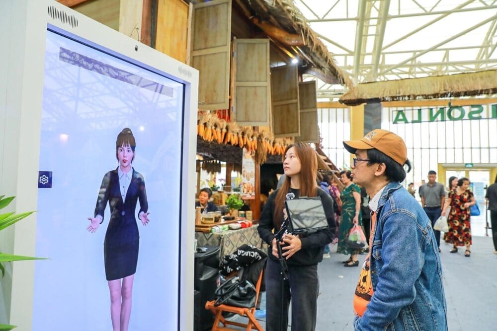 HoloHuman tại Hội chợ Mùa Thu 2025